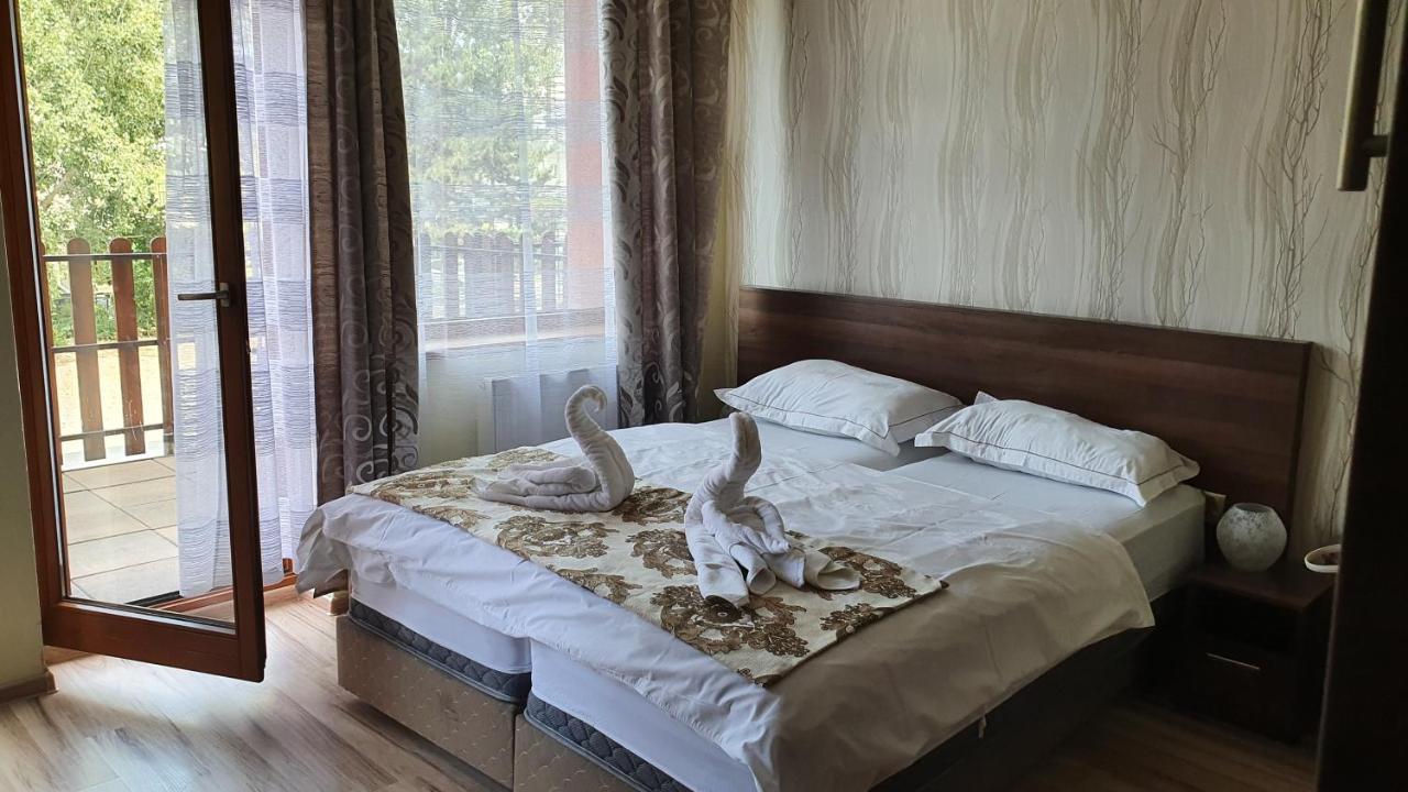 Apartmanovy Wellness Garni Hotel Relax Senec Zewnętrze zdjęcie