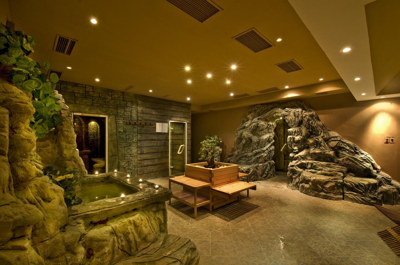 Apartmanovy Wellness Garni Hotel Relax Senec Zewnętrze zdjęcie
